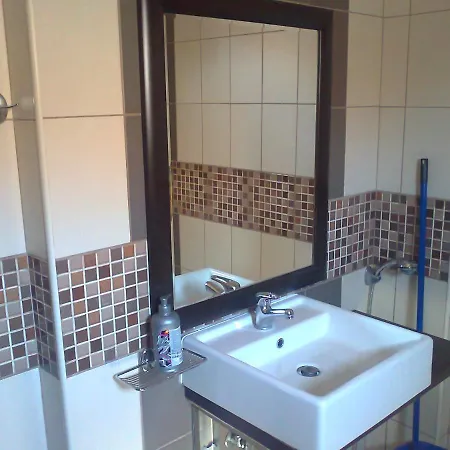Marilena Luxury * Neoi Poroi