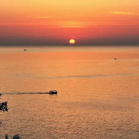 Marilena Luxury Νέοι Πόροι